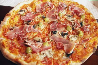 Šampiňónová pizza recept